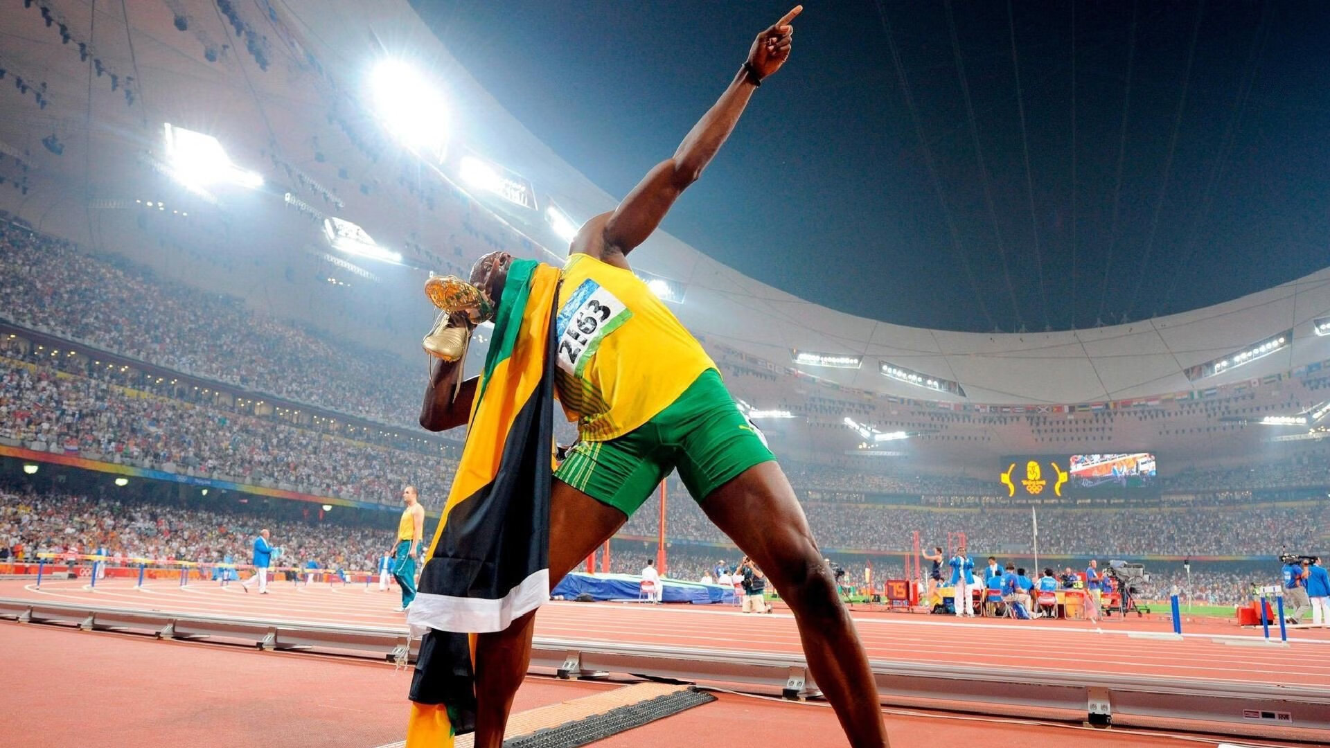 Faker连续五场比赛得分超过刷新纪录,独行侠不断突破!赛场气氛高涨